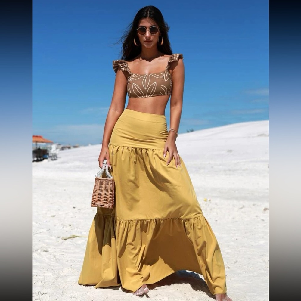 Geo Print Ruffle Sleeve Crop Top & Flounce Hem Skirt